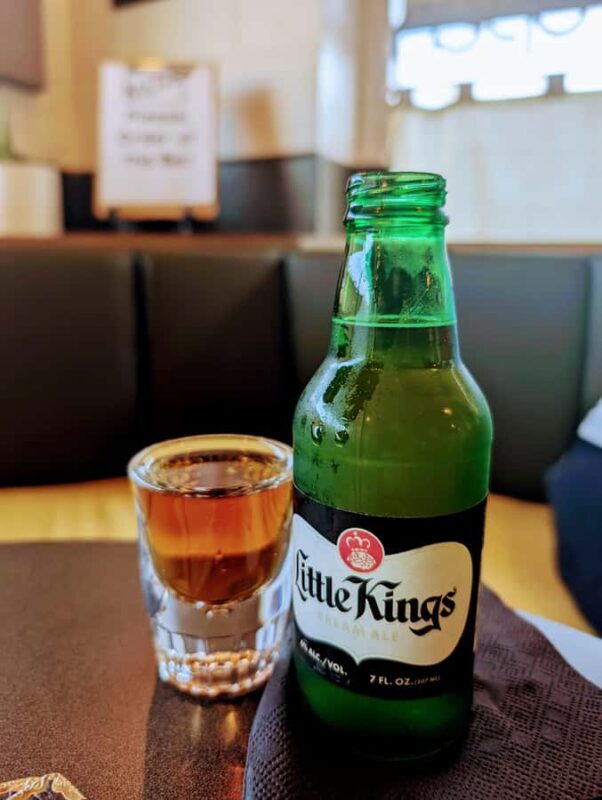 Bardstown Bourbon & Beer Walking Tour - Walking—Up to 1 Mile on Flat Terrain