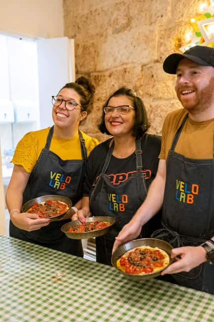 Bari Cooking Class: Traditional Focaccia & Orecchiette - Logistics and Group Experience