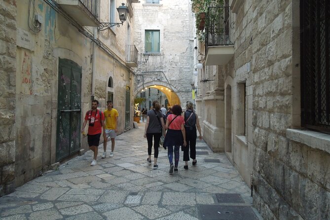 Bari Food and History Private Tour - Tiered Pricing - Discover the Relics of Saint Nicholas at Basilica San Nicola