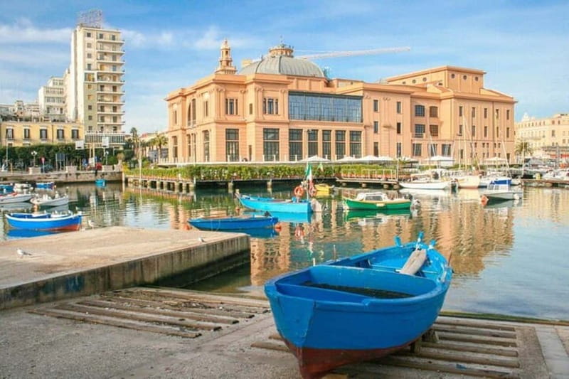 Bari : Must-see attractions Walking Tour - Visiting the Basilica of San Nicola in Tolentino