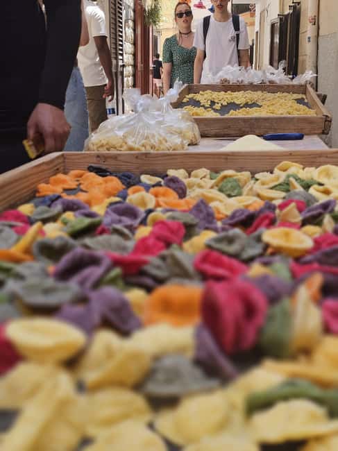 Bari: Pasta Experience Walking Tour - Practical Details: Meeting Point, Accessibility, and Flexibility