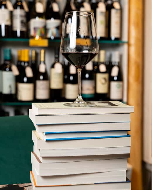 Bari: Primitivo wine tasting. A different way to discover Puglia - Key Points