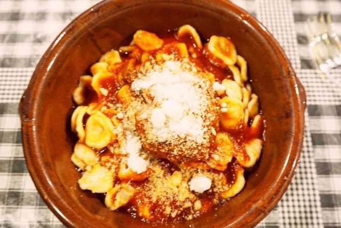 Bari Street Food Private Tour With A Local Guide - Discovering Bari’s Historic Heart at Piazza dellOdegitria