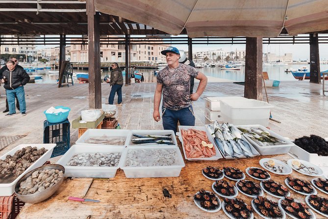 Bari Street Food Walking tour: Group or Private tour - Exploring Bari’s Cathedral and Local Deli