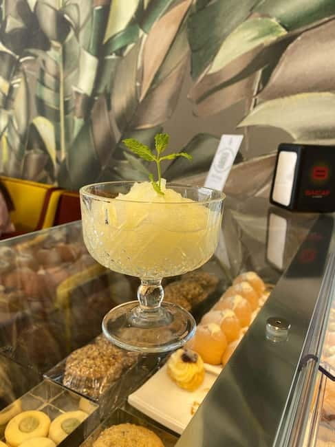 Bari Sunset and Tapas: Street Food Tour with Local Guide - Sampling Barese Focaccia and the Aroma of Sunday Mornings