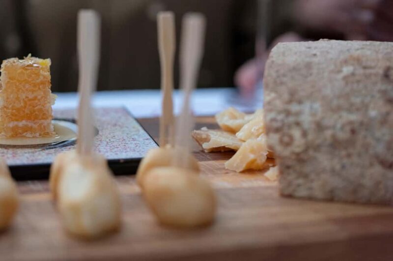 Bari: Tasting and Sunset in the Rooftop Apiary - Sunset at the Rooftop: A Breathtaking Setting