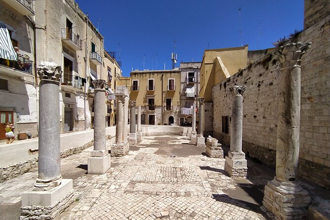Bari Walk Through History - Strolling Through Quartiere Umbertino and Madonnella Districts