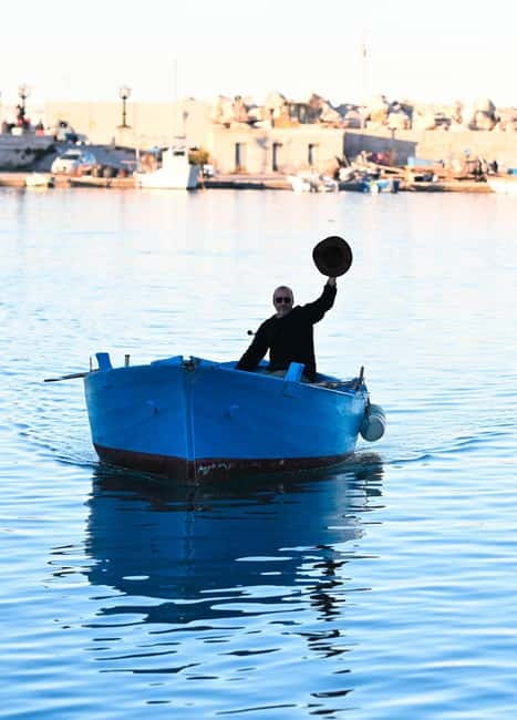 Bari:Private Boat Trip over "Gozzovigliando", fishermen boat - Accessibility and Physical Considerations