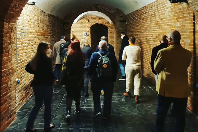 Barolo&Barbaresco wine tour with a local winemaker from Alba - Explore Piemonte’s Wine Heritage with a Local Winemaker