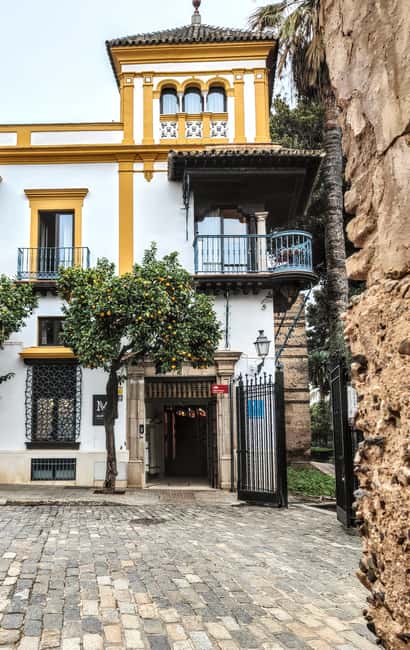 Barrio de Santa Cruz: a private walking tour through Seville's old Jewish quarter. - Final Stops and the Tours End at Taberna Álvaro Peregil