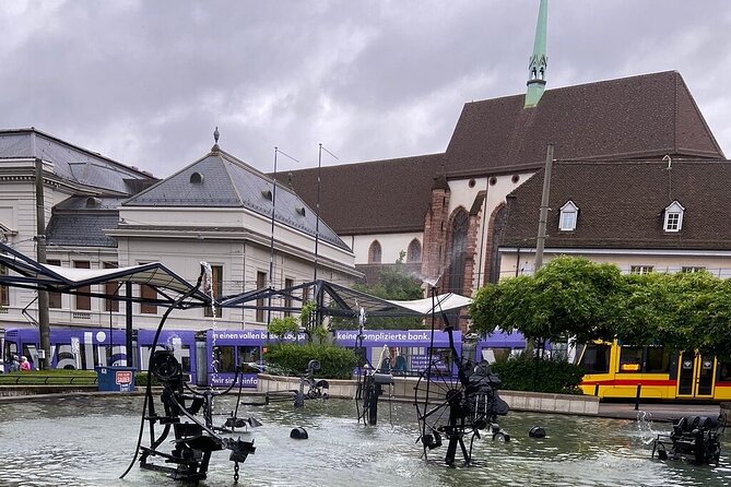 Basel Old Town Walking Tour With A Guide - Discovering Basel City Hall’s Renaissance Architecture