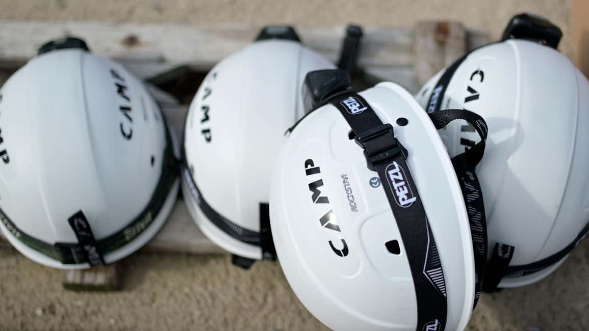 Basic WW2&UNDERGROUND DISCOVERING THE UNKNOWN - The Unique Experience of Deep Underground Warfare Tunnels