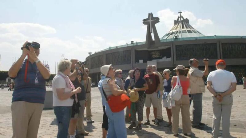 Basilica of Guadalupe: Mass and Walk on Cerro del Tepeyac - The Mass Experience at the Basilica