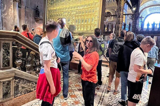Basilica San Marco and the Pala d'Oro with Architect Guide - The Guide Cristina Caragia: Architecture Expertise and Personal Approach
