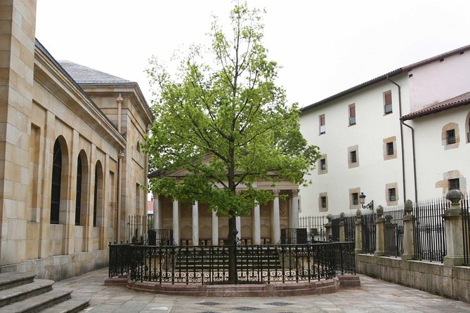 Basque Coast Tour: Vizcaya Bridge, Gaztelugatxe, Bermeo and Gernika - Visiting Castillo de Butrón: Medieval Fortress