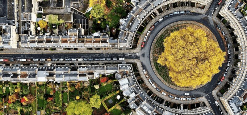 Bath: Bridgeton Walking Tour with an APP - Visiting the Colombian Company, Abbey Deli, and Abbey Green