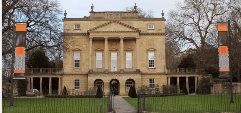 Bath: Bridgeton Walking Tour with an APP - Comparing Value and Experience