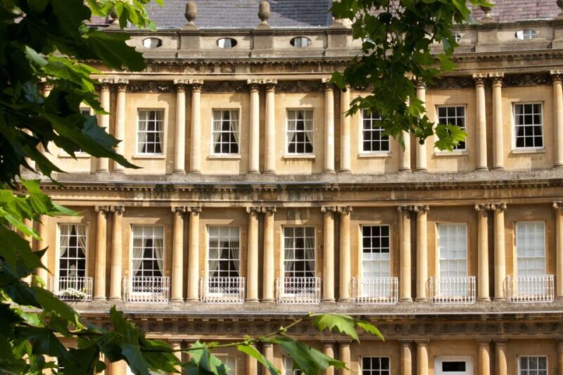 Bath: Guided Walking Tour - Reviews and Guide Excellence