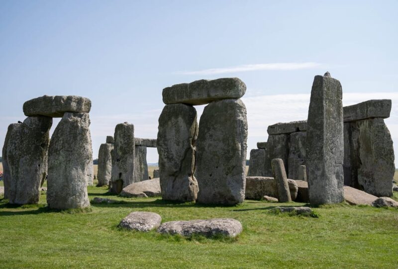 Bath & Stonehenge Private Luxury Day Tour From London - Arriving at Stonehenge: Skip the Lines and Explore Deeply