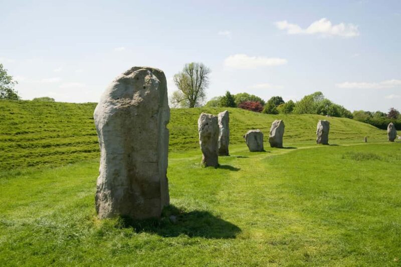 Bath: Stonehenge & Salisbury Private Tour with Archaeologist - Explore England’s Ancient Monuments on a Private Bath Tour with Archaeologist Guide