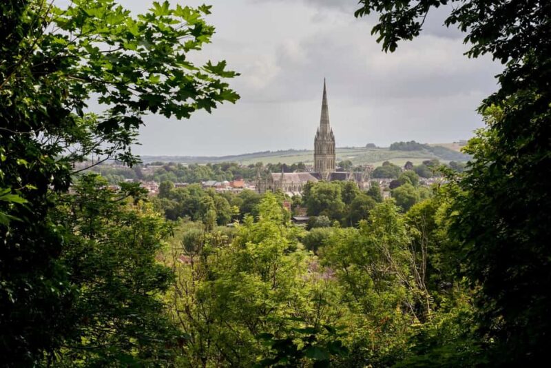 Bath: Stonehenge & Salisbury Private Tour with Archaeologist - Salisbury Cathedral: Medieval Architecture and Cultural Treasure