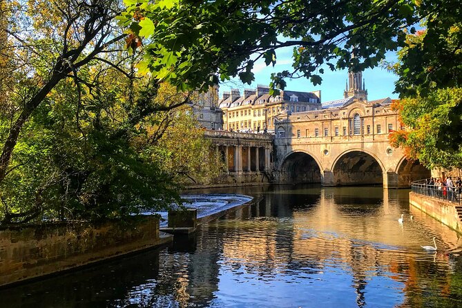 Bath Tour App, Hidden Gems Game and Big Britain Quiz (1 Day Pass) UK - Comparing Similar Experiences in the UK