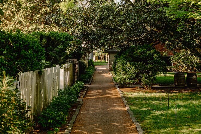 Battle at Belle Meade Civil War Tour & Complimentary Wine Tasting - Key Points