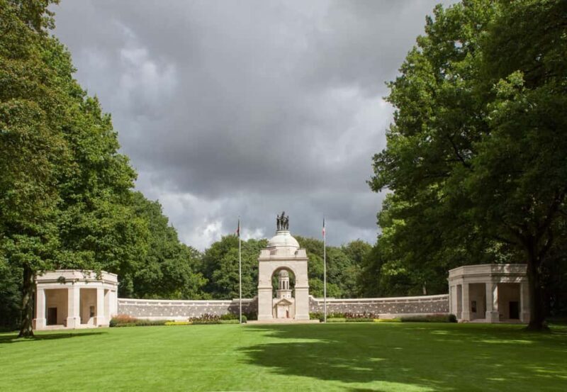 Battle of the Somme WWI Battlefield from Amiens - Discover the Battle of the Somme with a Private 7-Hour Tour from Amiens