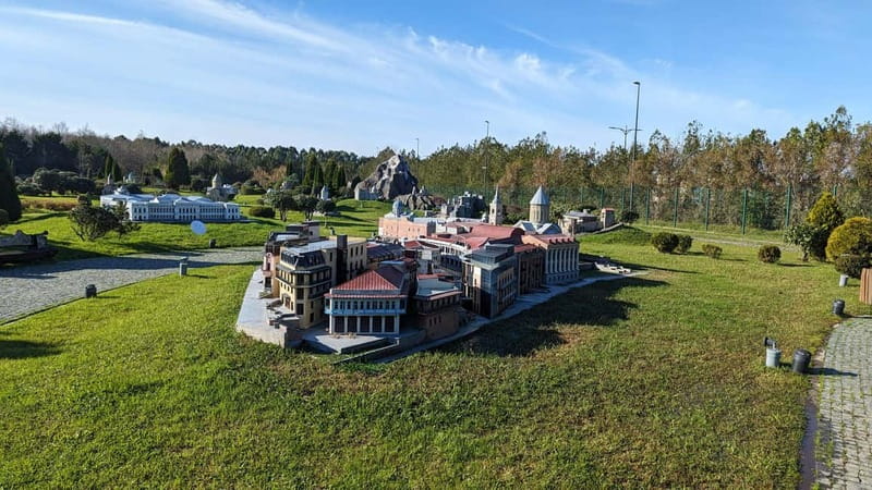 Batumi: Botanical Garden, Petra Fortress and Miniatures Park - Experience Quality and Guide Excellence