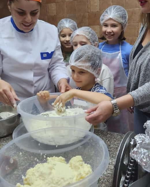 Batumi: Cook Georgian Khachapuri in Batumi - Key Points