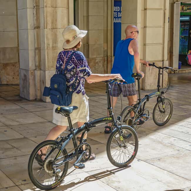 Batumi: Guided Bike Tour of Boulevard and Hidden Spots - Explore Batumi with a Guided Bike Tour along Its Seaside Boulevard