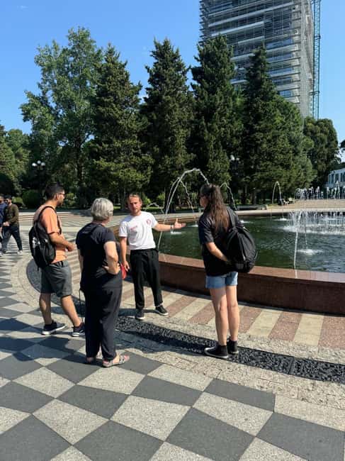 Batumi: Guided Bike Tour of Boulevard and Hidden Spots - Relaxing in Batumi Boulevard Gardens