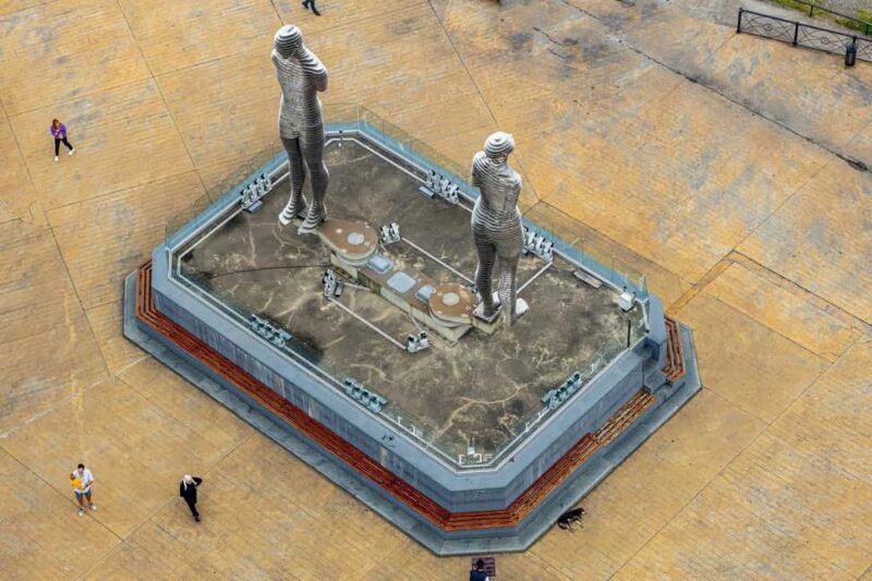 Batumi: Guided Night Walking Tour With Welcome Drinks - Logistics and Meeting Point