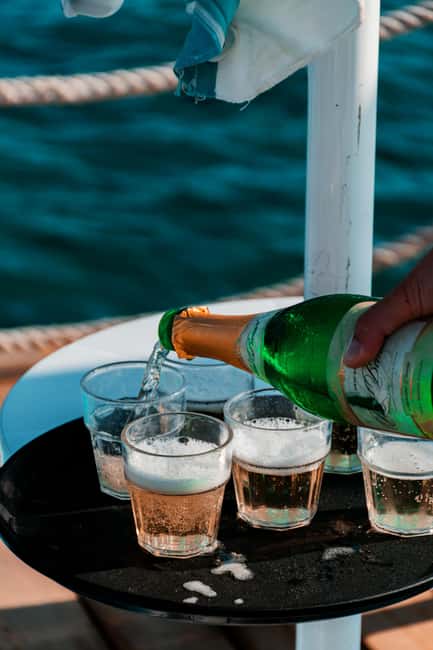 Batumi: Sunset Cruise with a Glass of Wine - The Guide of Batumi: Friendly and Knowledgeable