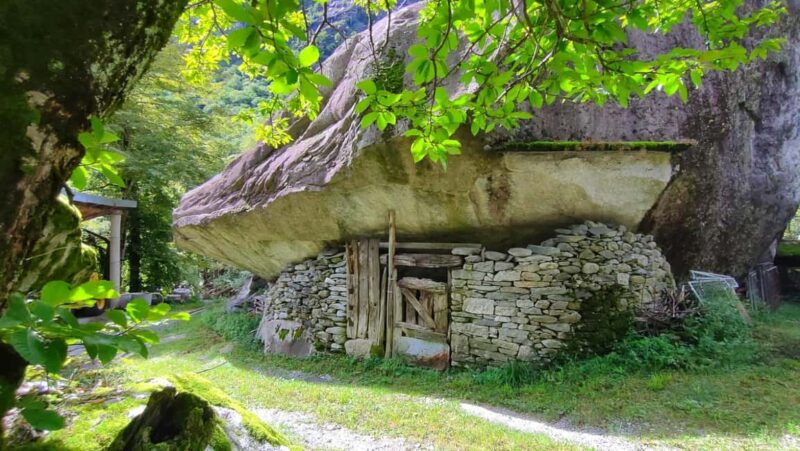 Bavona Valley Tour Ticino incl. Foroglio near Locarno Ascona - Exploring the Stone Villages of Sonlerto, Sabbione, Fontana, and Mondada