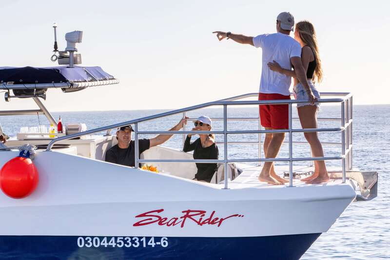 Bay trip and the Arch of Cabo San Lucas - Exploring Cabo’s Most Famous Landmark: The Arch at Lands End