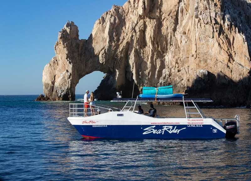 Bay trip and the Arch of Cabo San Lucas - Spotting Love and Divorce Beach During the Cruise