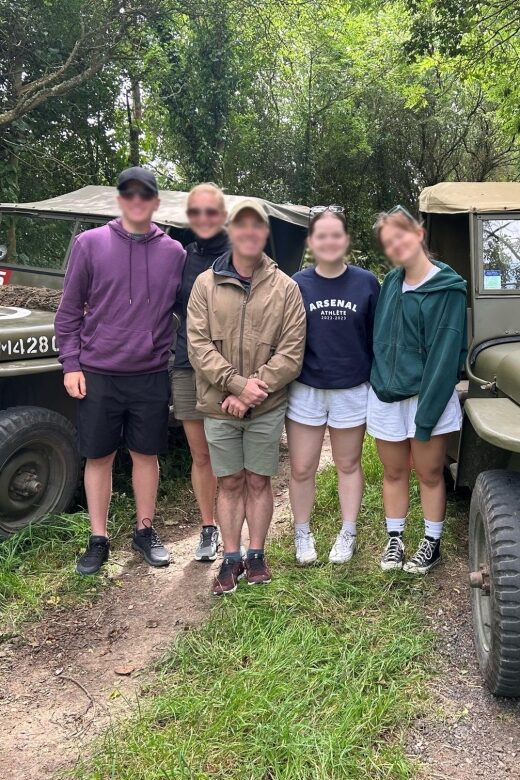 Bayeux : D-Day Tour - WWII Jeep tour and full day van tour - The Journey Begins with a Convenient Pick-up in Bayeux