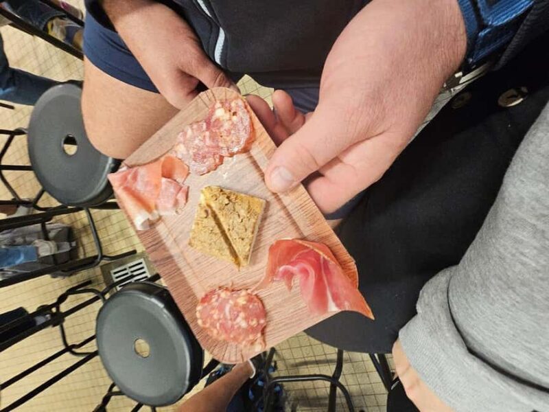 Bayonne: Guided Tour of the Ham Workshop, Tasting - Discover the Last Salting and Drying Room in Bayonne