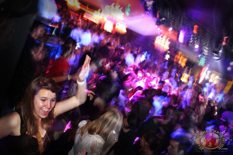 BCN Night Card- Best way to enjoy Barcelona's nightlife - Logistic Tips for Using the Night Card