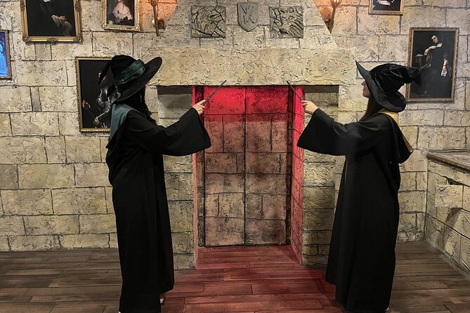 Be a movie star! Film Tour, Escape room, in Budapest and Etyek - Discover the Unique Blend of Film, Wine, and Adventure in Budapest