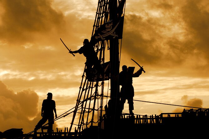Be amazed with PIRATE SHOW in Cancun, includes Dinner & Open Bar - Key Points