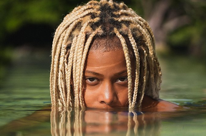 Beach and Jungle Lifestyle Portraits by Viktoriya - Exploring the Different Location Options: Beaches, Jungle, and Tulum