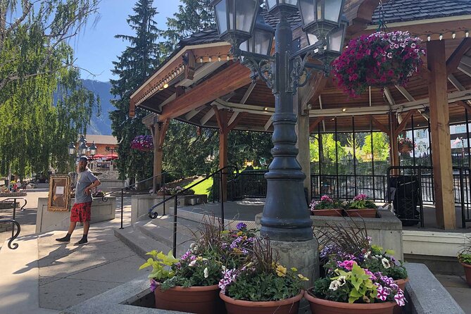Beaches, Bites and Bavaria in Leavenworth: A Self-Guided Audio Tour - Visiting Tumwater Bread & Pizza and Waterfront Park
