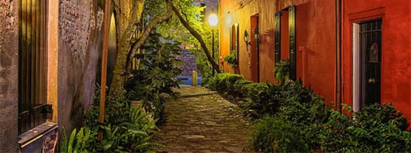 Beat The Heat! Evening Walking History Tour - Practical Aspects: Meeting Point and Duration