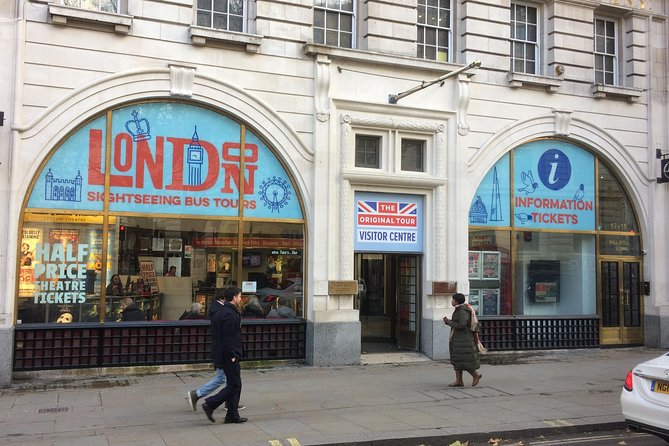 Beatles Evening Tour of Central London - Abbey Road Crossing: The Highlight