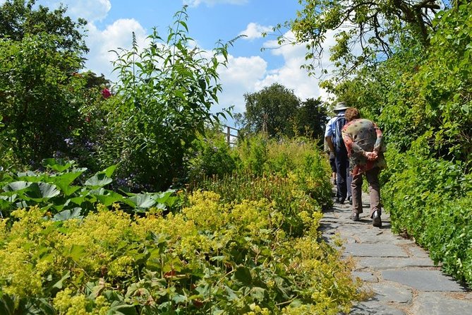 Beatrix Potter's Tour from Oxenholme Including Lake Cruise - Through the Central Lakes: Landscapes and Woodland Views