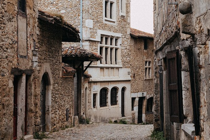 Beaujolais wine and Perouges village full day shared tour - Free Time in Villefranche-sur-Saône for Lunch