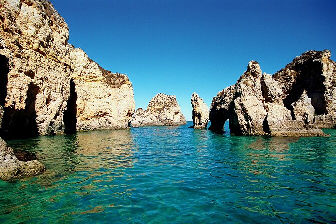 Beautiful coastal drive to the Ponta da Piedade caves in Lagos - Scenic Highlights of Lagoss Coastline
