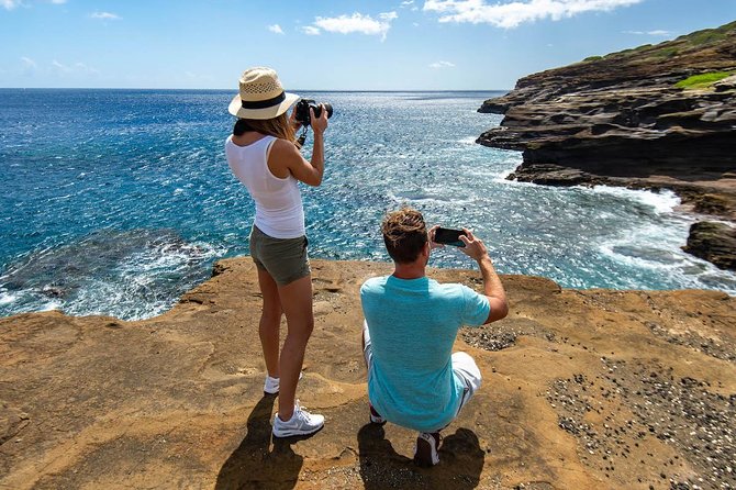 Beautiful Colors of Hawaii Photo Tour - Nuuanu Pali Lookout: The Windy Wonder of Oahu